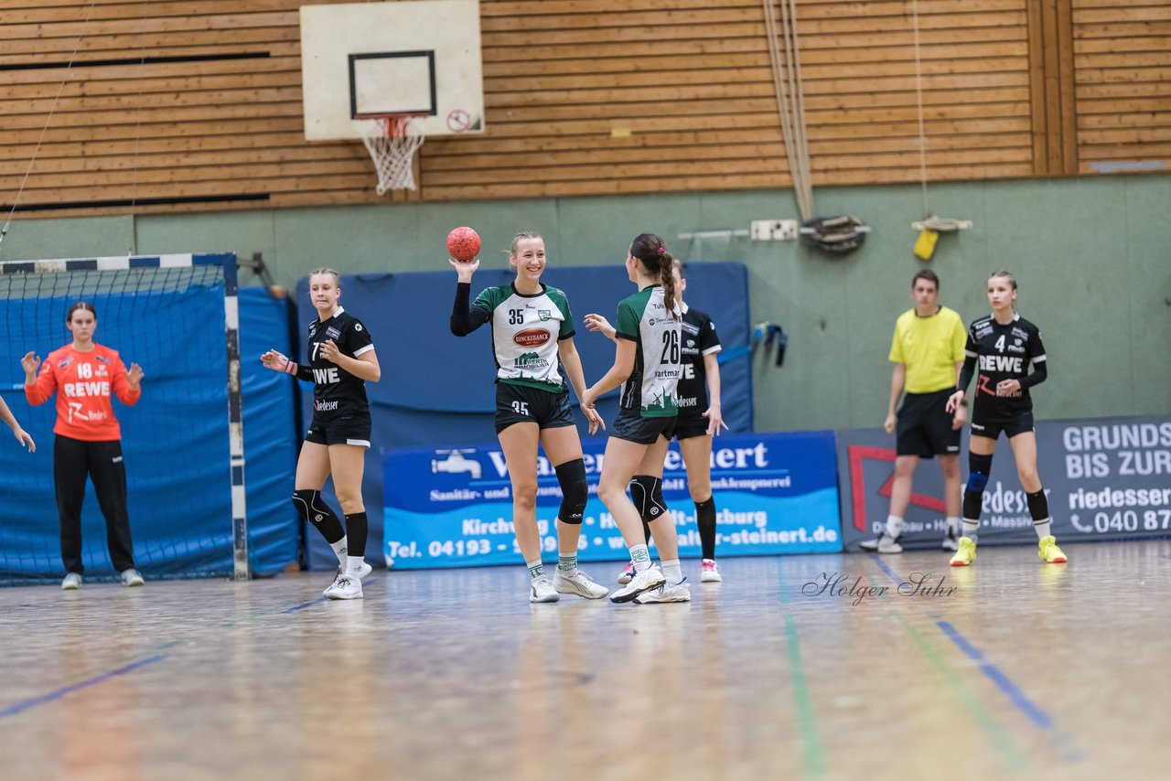 Bild 159 - wBJ SV Henstedt Ulzburg - TuRa Meldorf : Ergebnis: 22:38